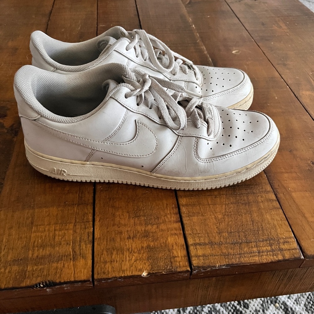 Nike Cream Low-Top Sneakers